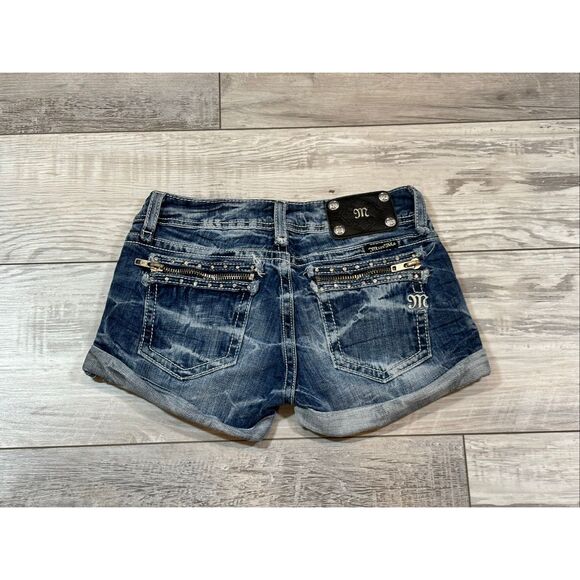 Miss Me Jean Shorts size 27 - Picture 5 of 12